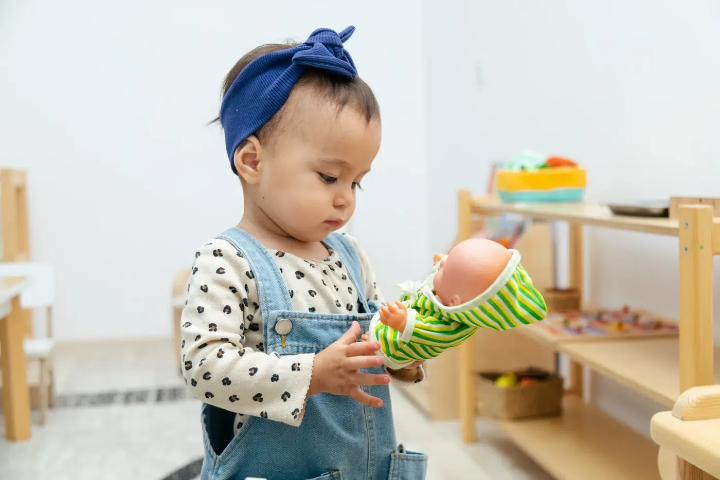 jouet montessori poupée